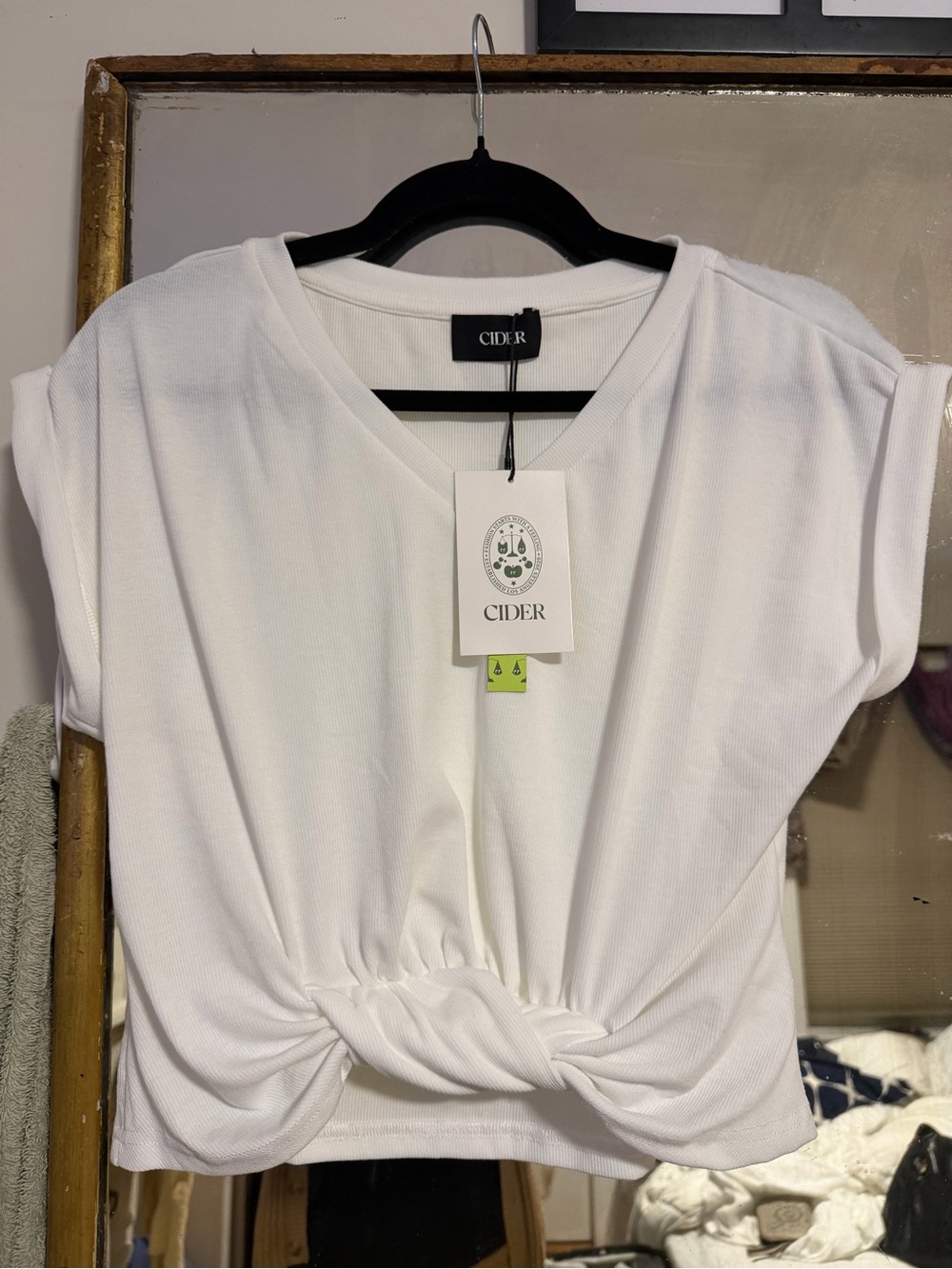 Cider White Knot-Front Crop Top
